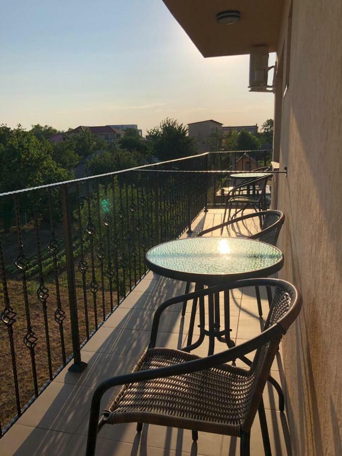 Eden Blue Hotel Costinesti Bagian luar foto