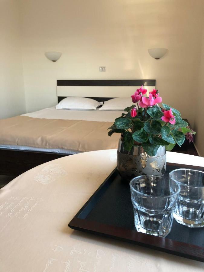 Eden Blue Hotel Costinesti Bagian luar foto